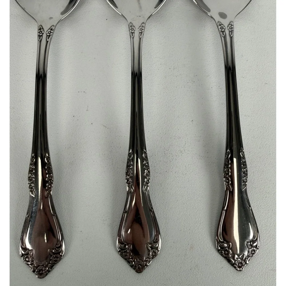5 WM A Rogers Mansfield Amadeus Oneida Deluxe Ltd Stainless Oval Soup Spoons